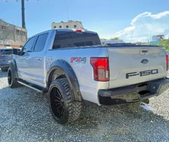 Se vende ford f150 lariat 2019✅ full