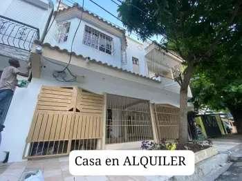 Casa en alquiler en savica alma rosa ll 3-hab 2-b marq patio sde