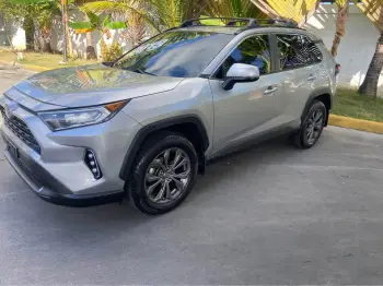 Toyota rav4 xle 2019  Óptimas condiones