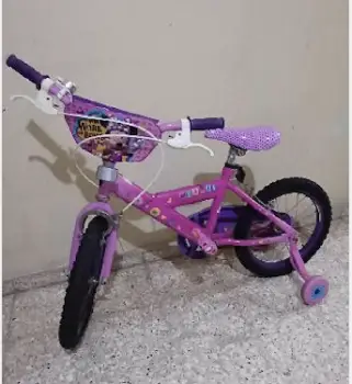 Bicicleta para niñas de 4-8 años nuevecita! muy poco uso!