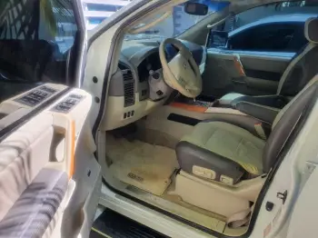 Infiniti qx56 2006