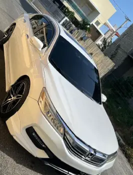 Honda accord ex-l full 2015  en peravia