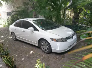 Honda civic 2007. versión americana. unico dueño en rd.