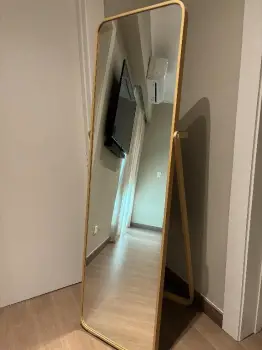Se vende espejo de pie