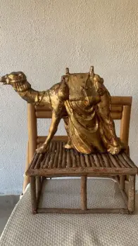 Vendo este hermoso camello navideño