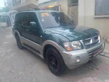 Mitsubishi  2003 tres filas  limited  diesel   345000  la romana