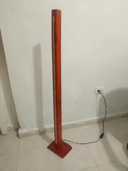 Lampara minimalista en madera en santo domingo este