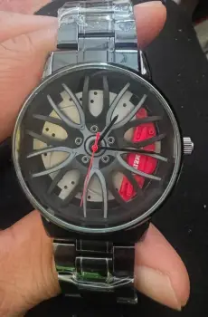 Reloj racing 46mm diseño 3d con aro y disco de freno.