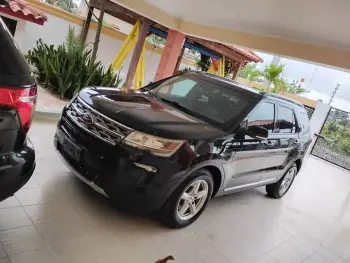 Ford explorer 2018  en la vega