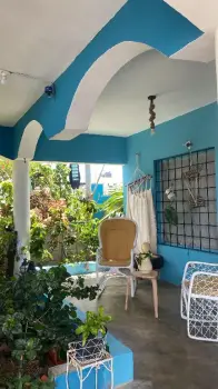 Edificio de tres niveles en altos de friusa bávaro de tres niveles