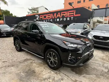 Toyota rav4 le 2021