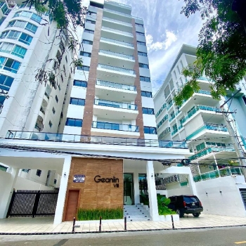 Alquilo apartamento en la urbanización fernández santo domingo