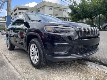 Jeep cherokee latitude 4x4 2020