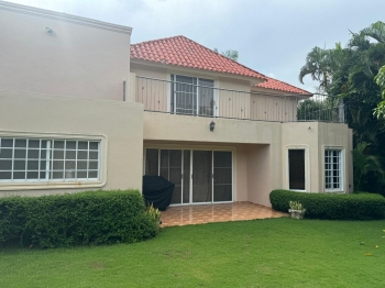 Apartamento de 3 habitaciones en venta en juan dolio.