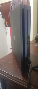 Play station 4 pro