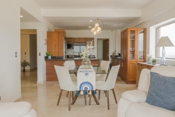 Apartamento amueblado en la romana de tres habitaciones