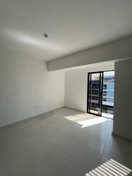 Apartamento en venta en los 3 ojos.