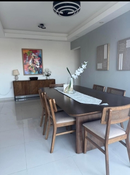 Apartamento en venta en la zona universitaria.