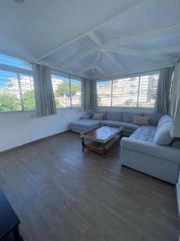 Apartamento en venta en la av. independencia.