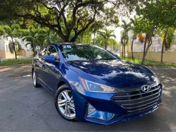 Hyundai elantra 2020  clean carfax  óptimas condiciones