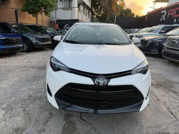 Toyota corolla le 2019