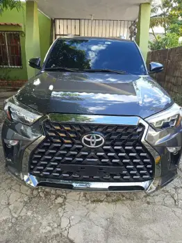 Toyota 4runner limited 4x4 2023