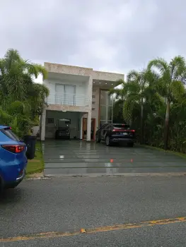 Vendo hermosa villa en playa nueva romana