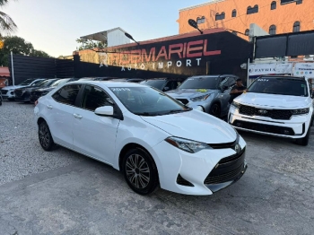 Toyota corola le 2019