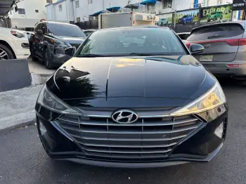 Hyundai elantra sel 2020