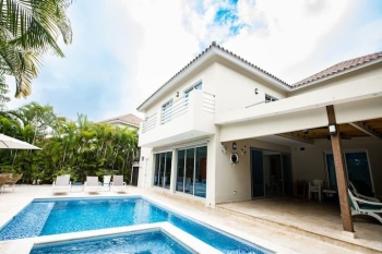 Villa en venta en juan dolio.