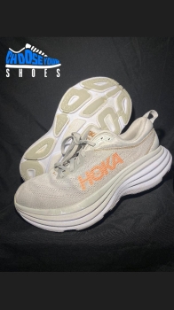 Tenis hoka bondi 8 en monseñor nouel