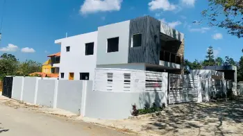 Vivienda unifamiliar de 2 niveles en venta en jarabacoa rd