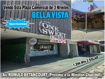 Se vende plaza comercial en la romulo betancourt 1300 mts.2 3 niveles