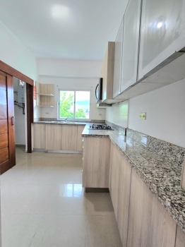 Penthouse de 4 habitaciones en venta en la urbanizaciÓn fernÁndez detr