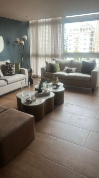 Vendo apartamento en bella vista en 5to piso con excelente distribució