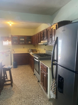 Casa en el millón con 6 habitaciones y 286 m2 de construcción