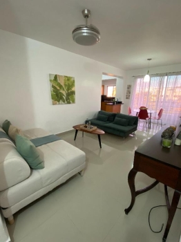 Alquilo apartamento en gazcue un 4 nivel