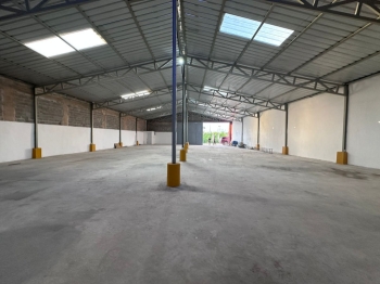 Nave industrial en alquiler –  las américas sde