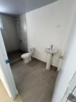 Apartamento de 2 habitaciones en venta en vista hermosa.