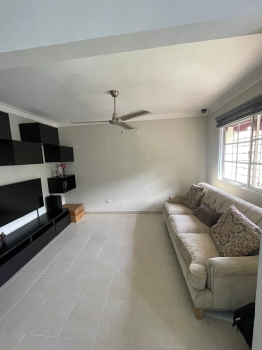 Apartamento en venta en los altos de arroyo hondo.
