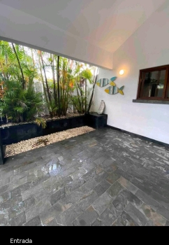Villa en venta en juan dolio.