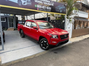 Nissan frontier sv 2022.