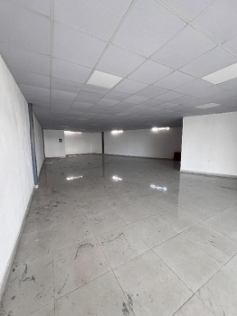Locales comerciales en alquiler – plaza haina próximo al puerto