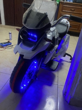 Motor recargable para niños