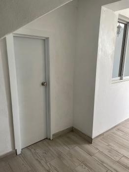 Dos locales para oficina en los restauradores uno de 12 m2 y otro de 1