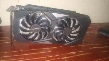 Rx 5600 xt cambio por una board am4 en santo domingo dn