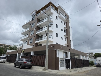 Vendo apartamento en tropical del este próximo al coral mall