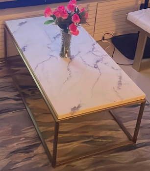 Mesa de centro rectangular