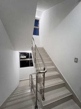 Se alquila hermoso apartamento evaristo morales 3 habitaciones