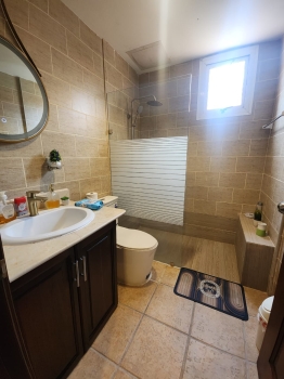 Apartamento de 3 habitaciones en venta en juan dolio.